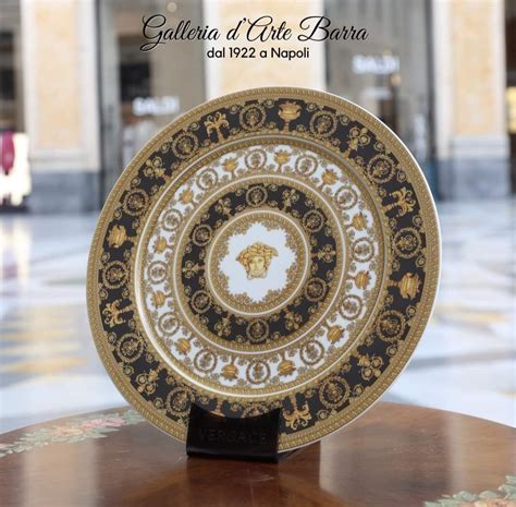 piatti da esposizione versace|versace baroque dinnerware.